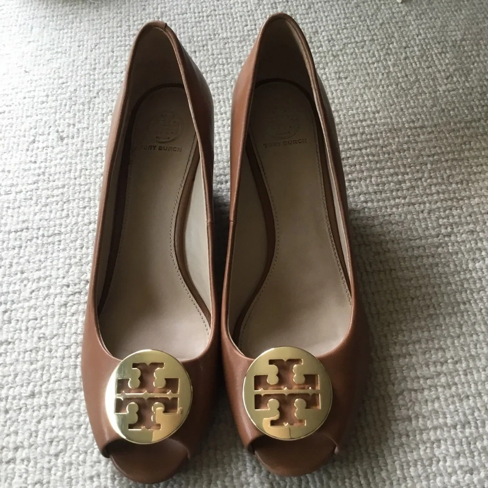 Tory Burch classic tory